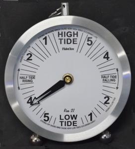 3005-Riva Mantle  Tide Clock